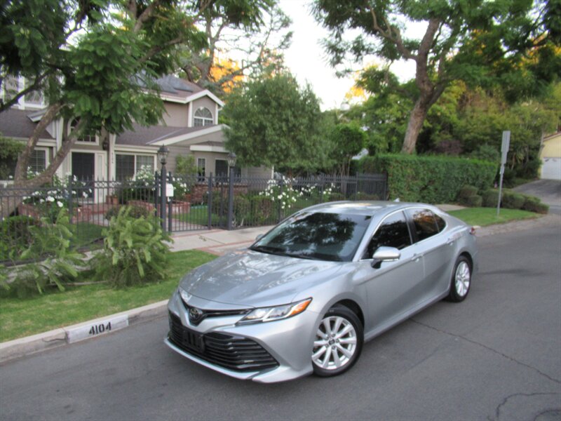 2019 Toyota Camry LE   - Photo 3 - Sherman Oaks, CA 91423
