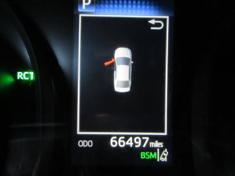 2019 Toyota Camry LE   - Photo 23 - Sherman Oaks, CA 91423