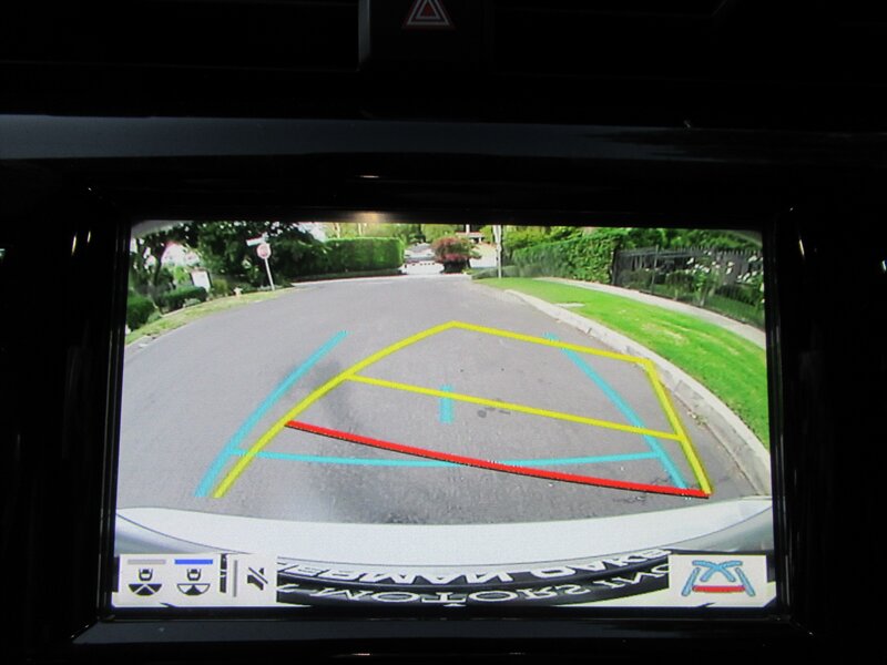 2019 Toyota Camry LE   - Photo 26 - Sherman Oaks, CA 91423