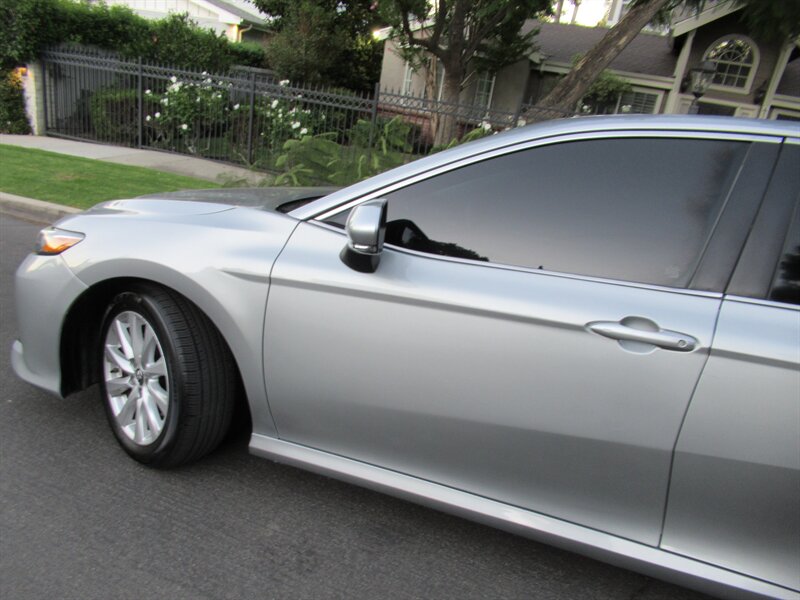 2019 Toyota Camry LE   - Photo 38 - Sherman Oaks, CA 91423