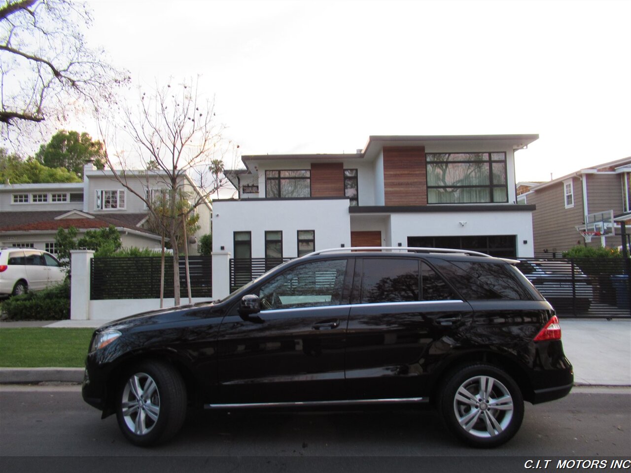 2013 Mercedes-Benz ML 350   - Photo 8 - Sherman Oaks, CA 91423