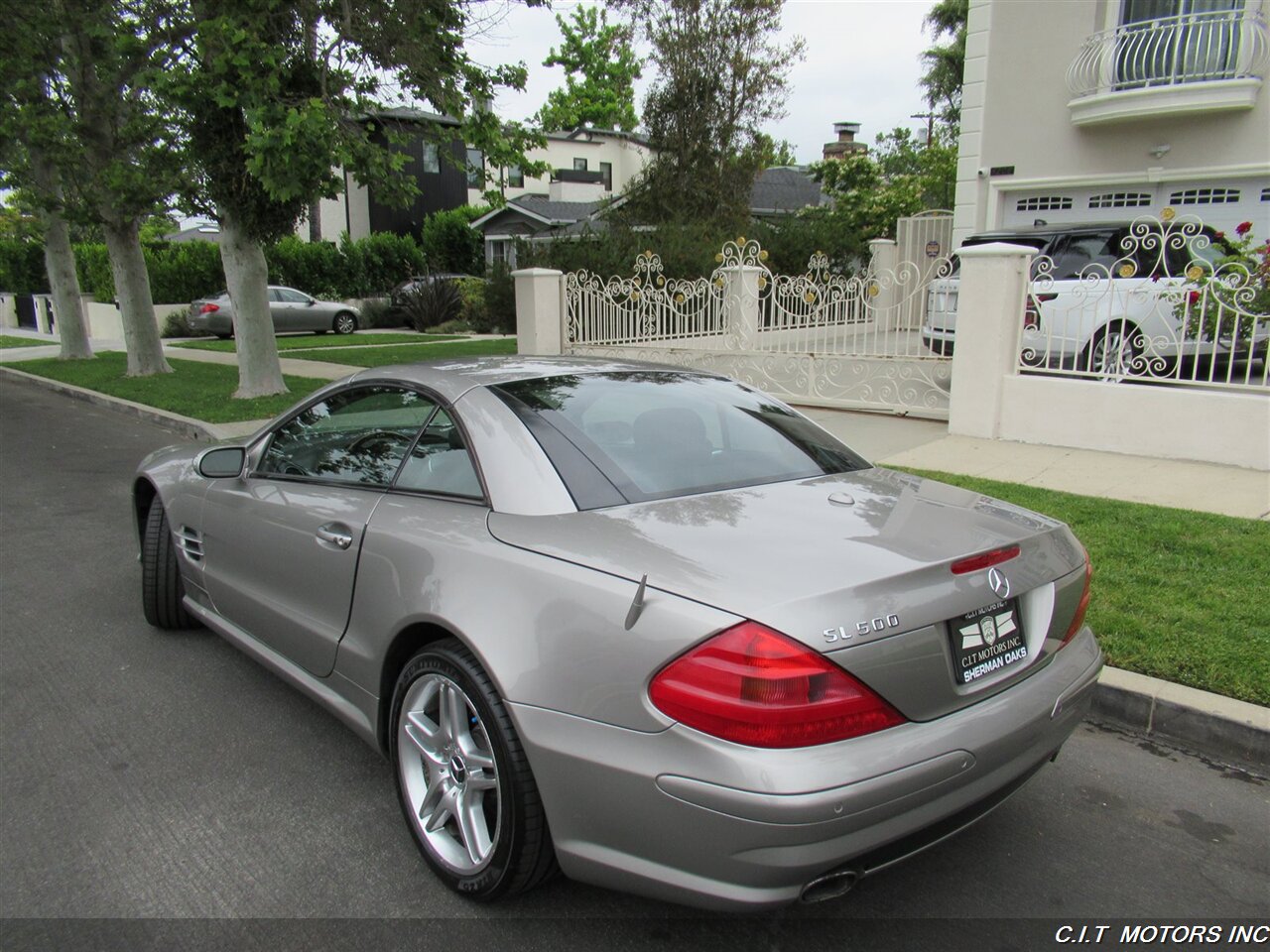 2006 Mercedes-Benz SL 500   - Photo 39 - Sherman Oaks, CA 91423