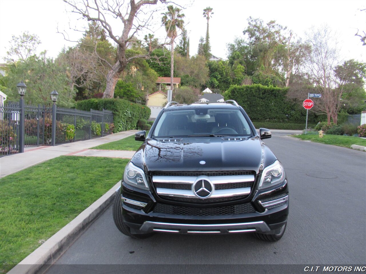 2014 Mercedes-Benz GL 450 4MATIC   - Photo 4 - Sherman Oaks, CA 91423