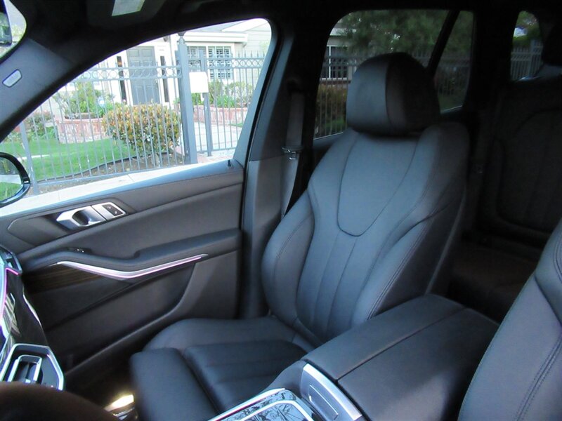 2020 BMW X5 sDrive40i   - Photo 16 - Sherman Oaks, CA 91423