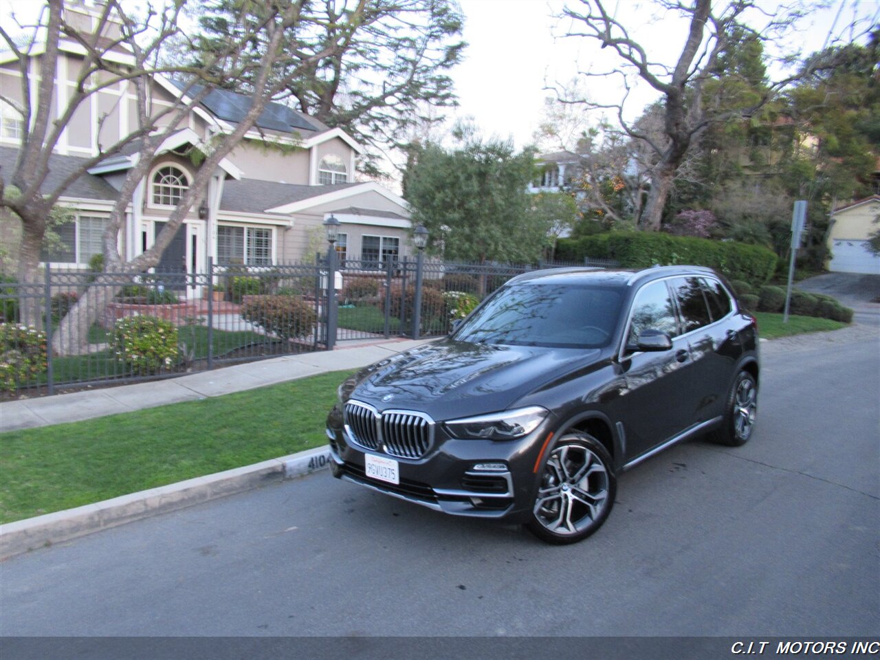 2020 BMW X5 sDrive40i   - Photo 2 - Sherman Oaks, CA 91423
