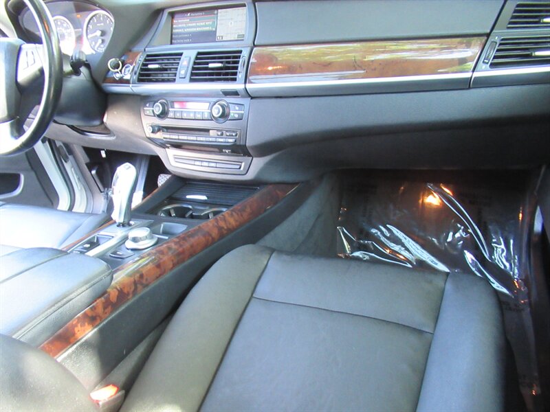 2009 BMW X5 xDrive30i   - Photo 30 - Sherman Oaks, CA 91423