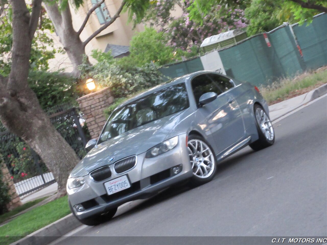 2007 BMW 328i   - Photo 1 - Sherman Oaks, CA 91423