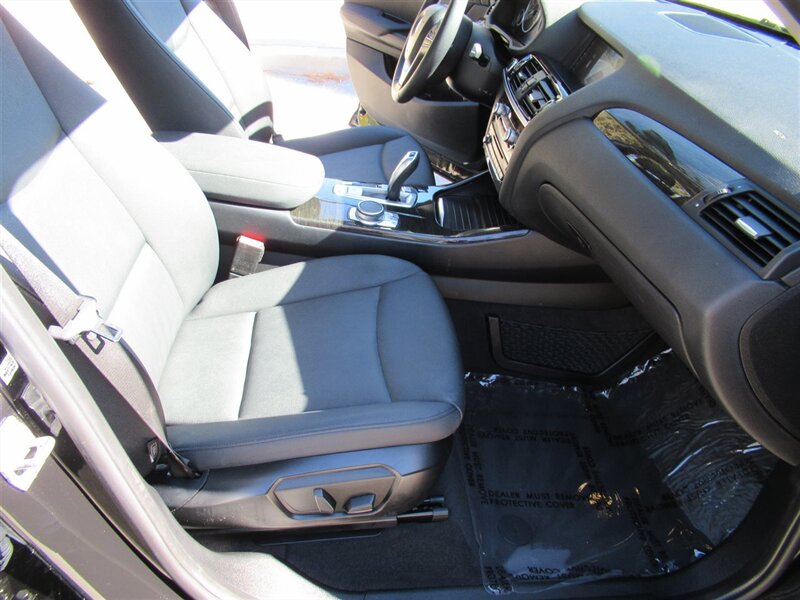 2017 BMW X3 sDrive28i   - Photo 42 - Sherman Oaks, CA 91423