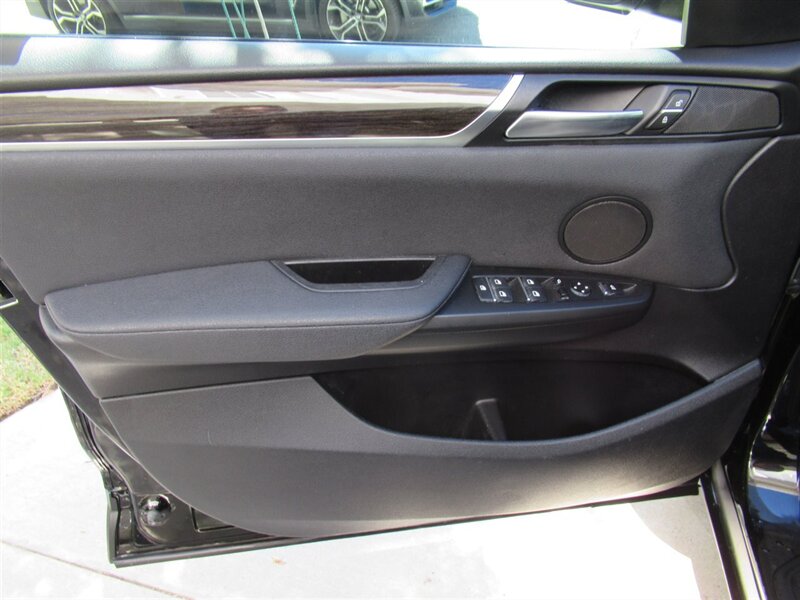 2017 BMW X3 sDrive28i   - Photo 12 - Sherman Oaks, CA 91423