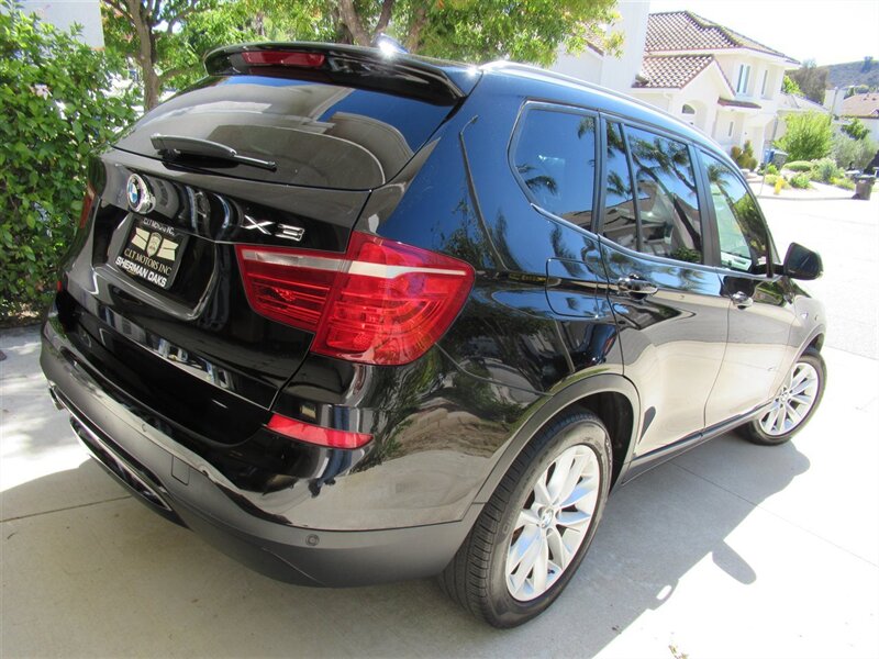 2017 BMW X3 sDrive28i   - Photo 9 - Sherman Oaks, CA 91423