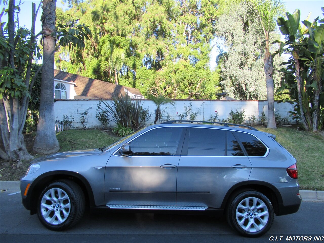 2013 BMW X5 xDrive35i   - Photo 4 - Sherman Oaks, CA 91423
