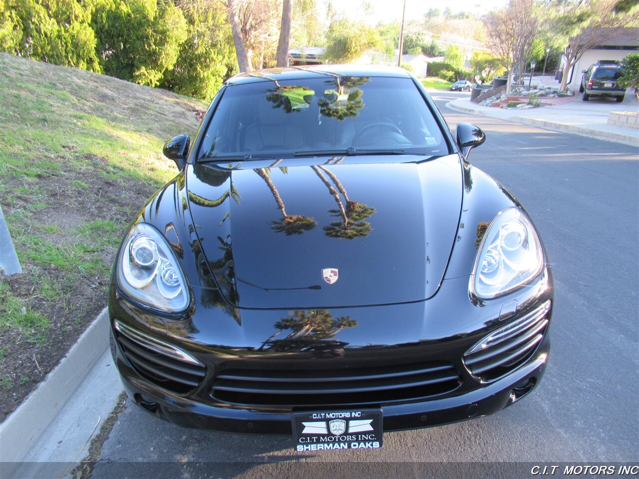 2014 Porsche Cayenne S Hybrid   - Photo 46 - Sherman Oaks, CA 91423