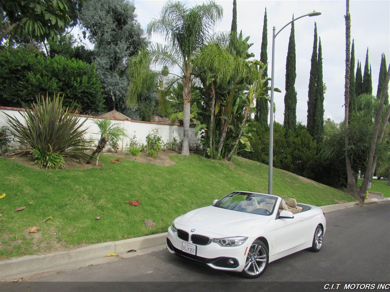 2016 BMW 428i   - Photo 2 - Sherman Oaks, CA 91423