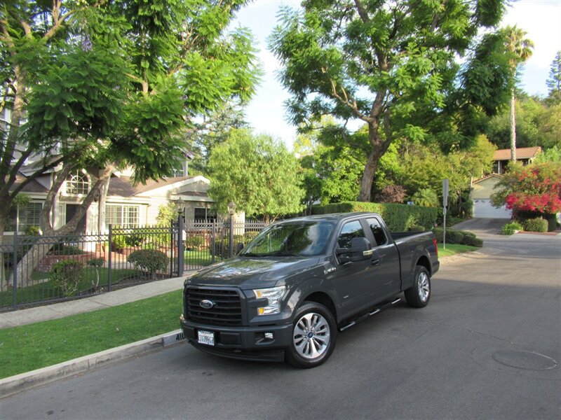 2017 Ford F-150 XL   - Photo 2 - Sherman Oaks, CA 91423