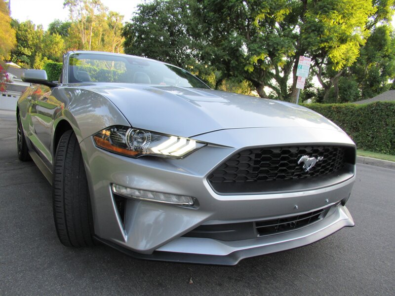 2022 Ford Mustang EcoBoost Premium   - Photo 33 - Sherman Oaks, CA 91423