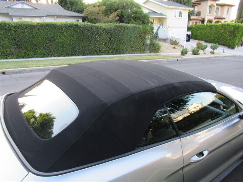 2022 Ford Mustang EcoBoost Premium   - Photo 46 - Sherman Oaks, CA 91423