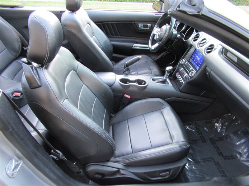 2022 Ford Mustang EcoBoost Premium   - Photo 25 - Sherman Oaks, CA 91423