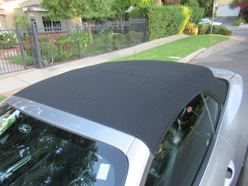 2022 Ford Mustang EcoBoost Premium   - Photo 43 - Sherman Oaks, CA 91423