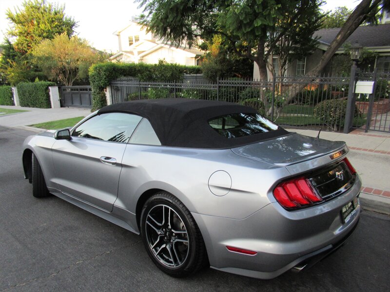 2022 Ford Mustang EcoBoost Premium   - Photo 38 - Sherman Oaks, CA 91423