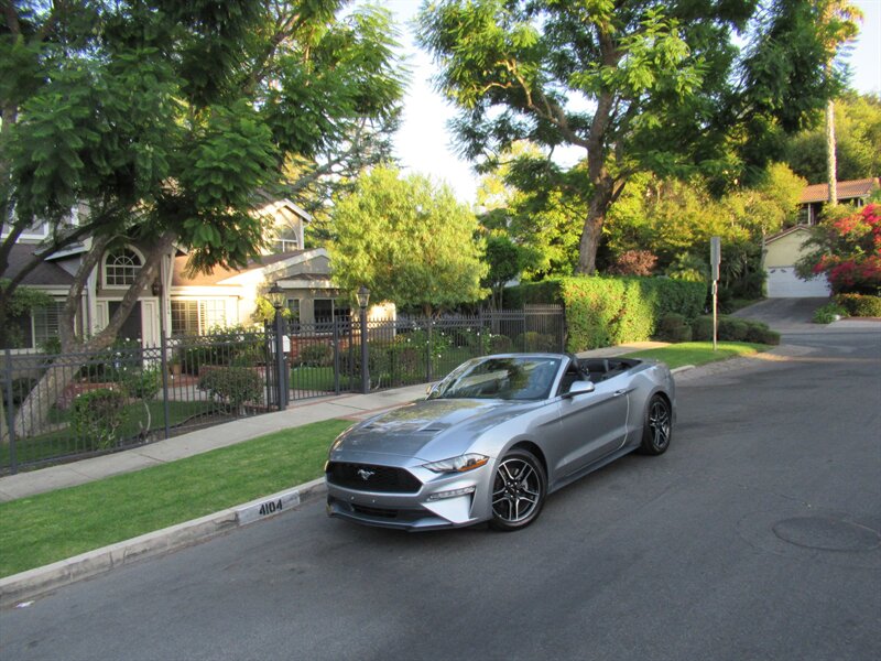 2022 Ford Mustang EcoBoost Premium   - Photo 3 - Sherman Oaks, CA 91423