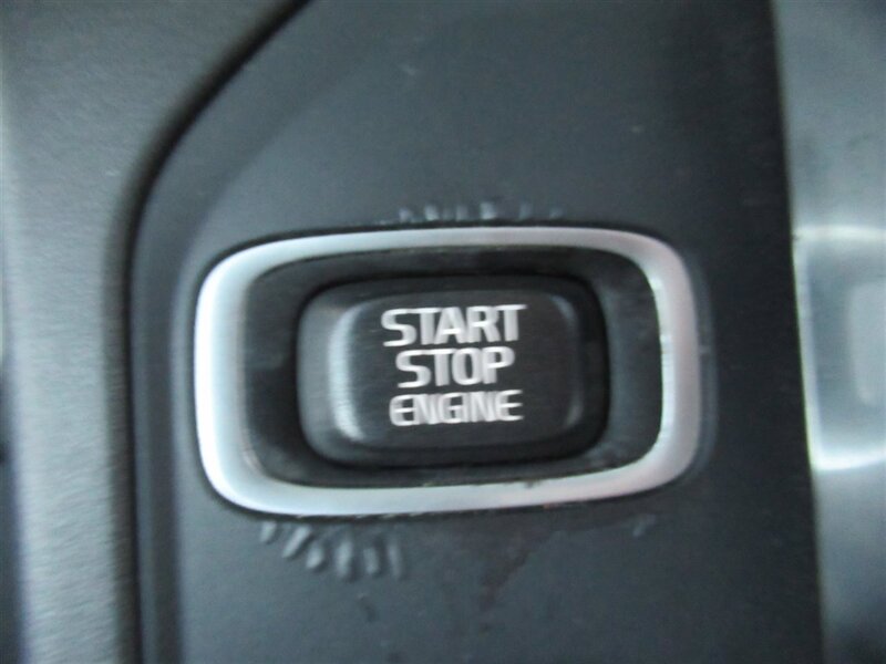 2016 Volvo XC60 T6 Drive-E Platinum   - Photo 18 - Sherman Oaks, CA 91423