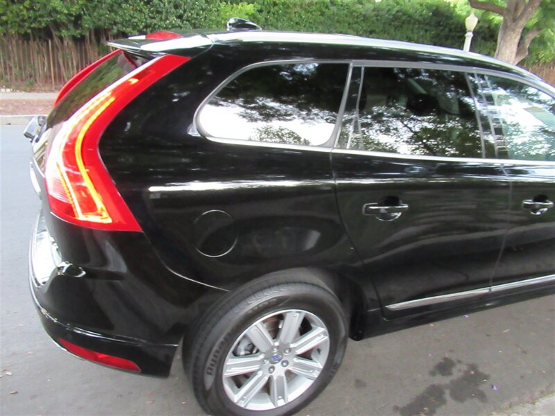 2016 Volvo XC60 T6 Drive-E Platinum   - Photo 36 - Sherman Oaks, CA 91423