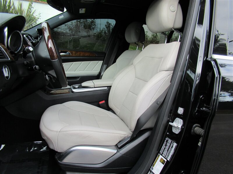 2015 Mercedes-Benz GL 550 4MATIC   - Photo 16 - Sherman Oaks, CA 91423