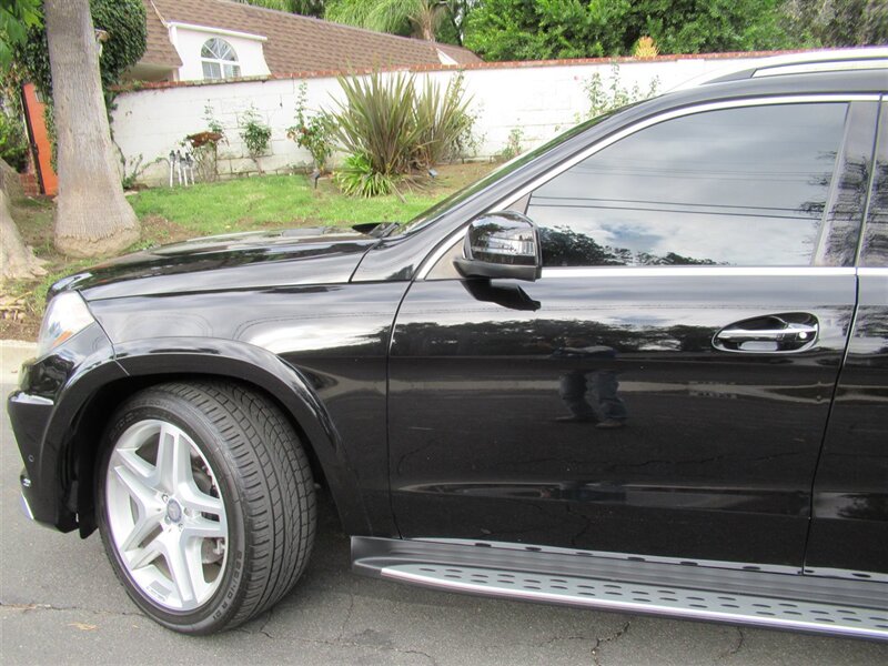 2015 Mercedes-Benz GL 550 4MATIC   - Photo 45 - Sherman Oaks, CA 91423