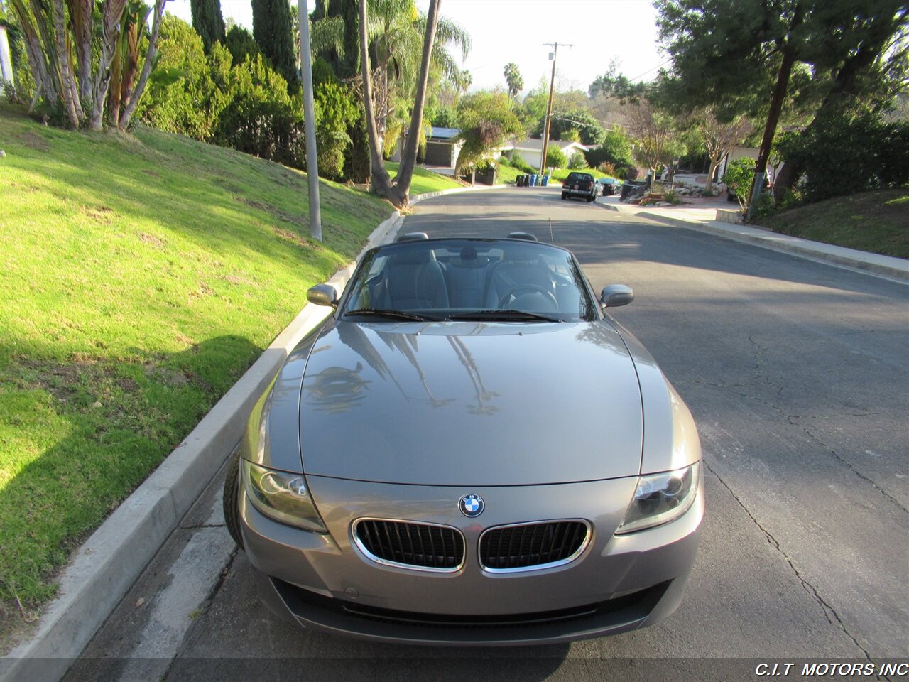 2008 BMW Z4 3.0i   - Photo 10 - Sherman Oaks, CA 91423