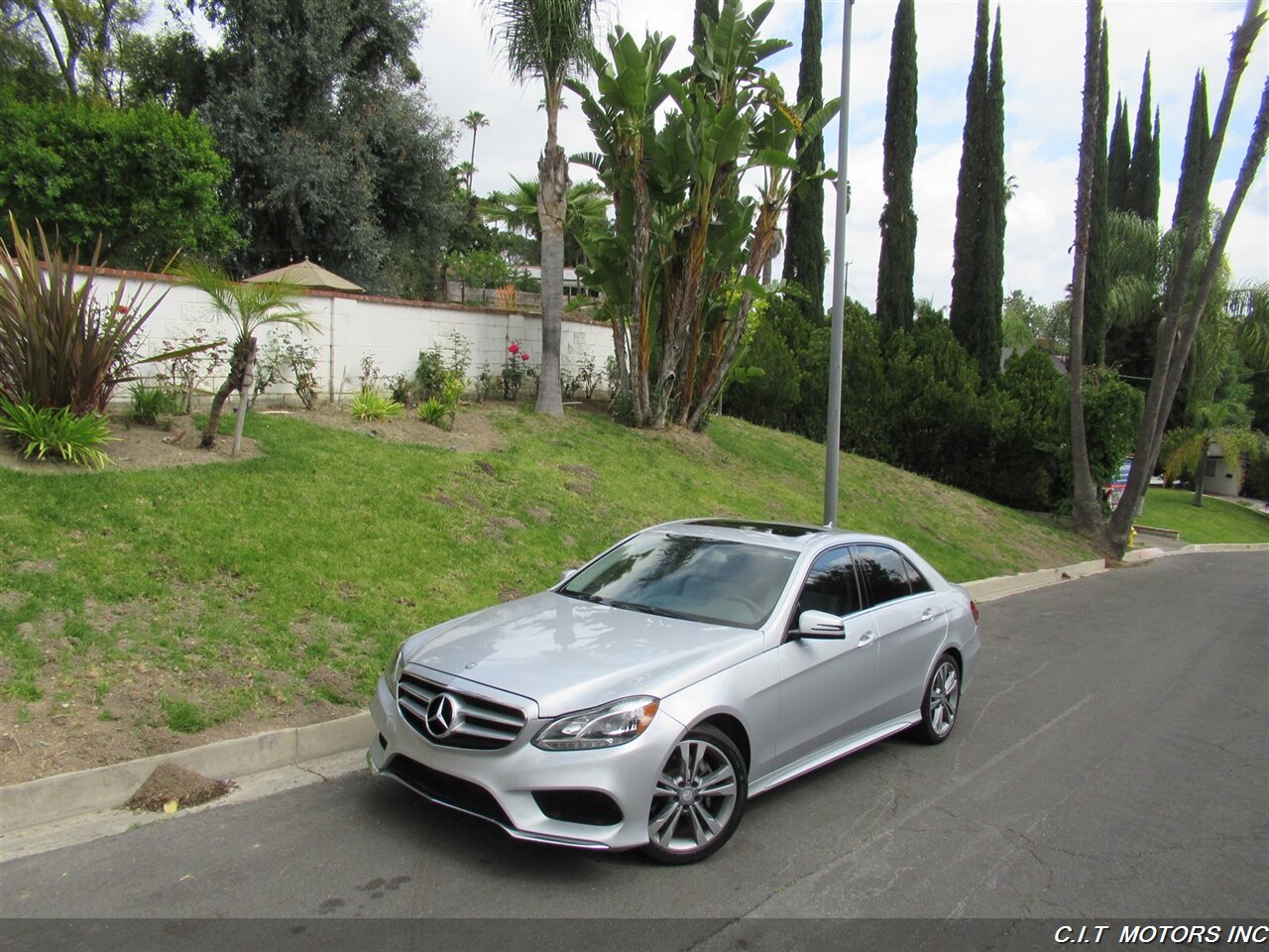 2014 Mercedes-Benz E 350 Sport   - Photo 2 - Sherman Oaks, CA 91423