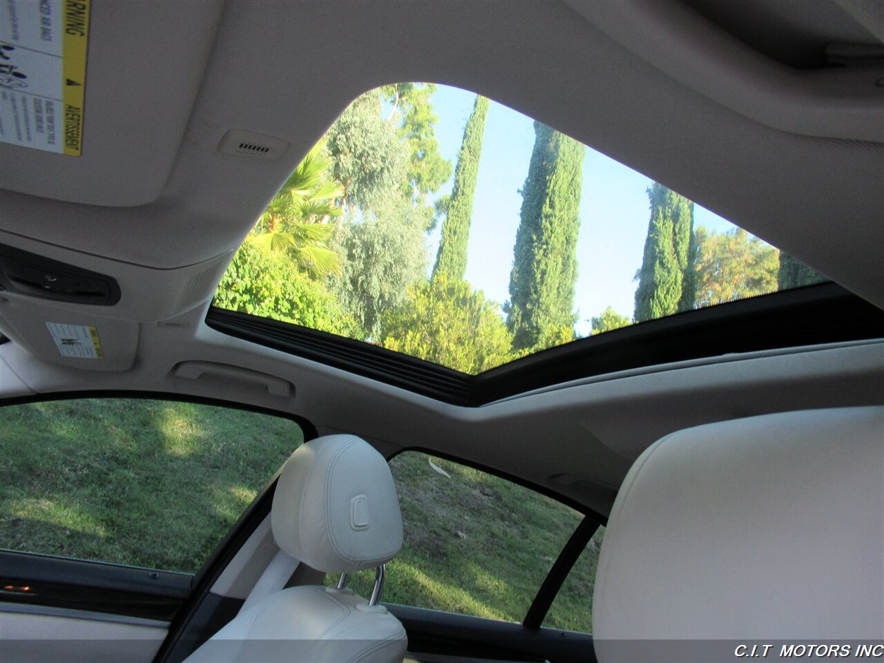 2014 BMW 528i   - Photo 17 - Sherman Oaks, CA 91423