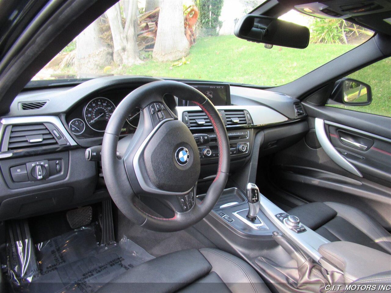 2013 BMW 328i   - Photo 16 - Sherman Oaks, CA 91423