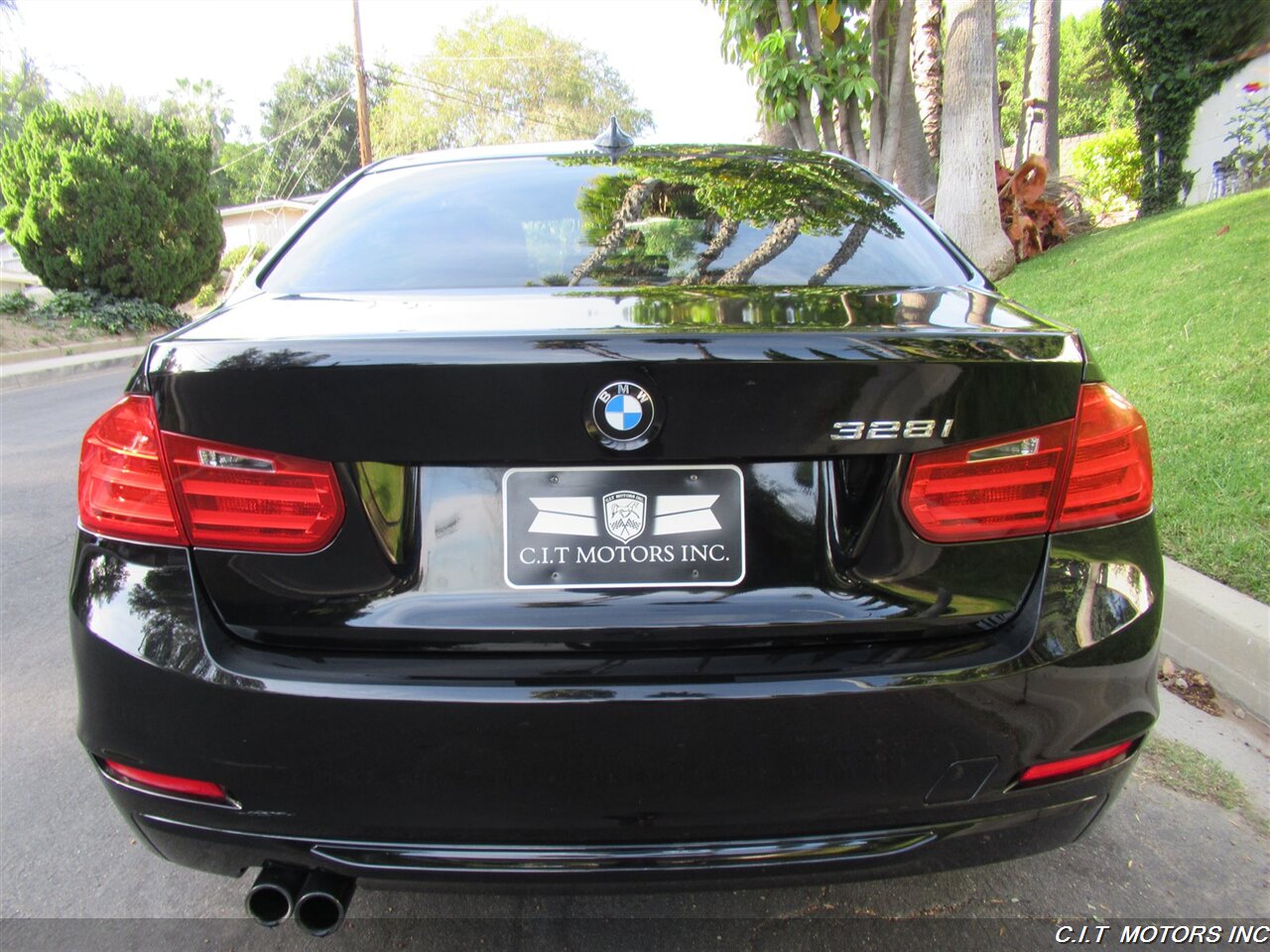 2013 BMW 328i   - Photo 39 - Sherman Oaks, CA 91423