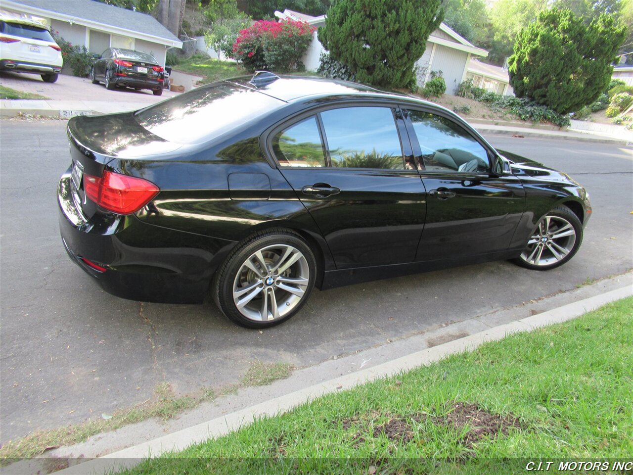 2013 BMW 328i   - Photo 7 - Sherman Oaks, CA 91423