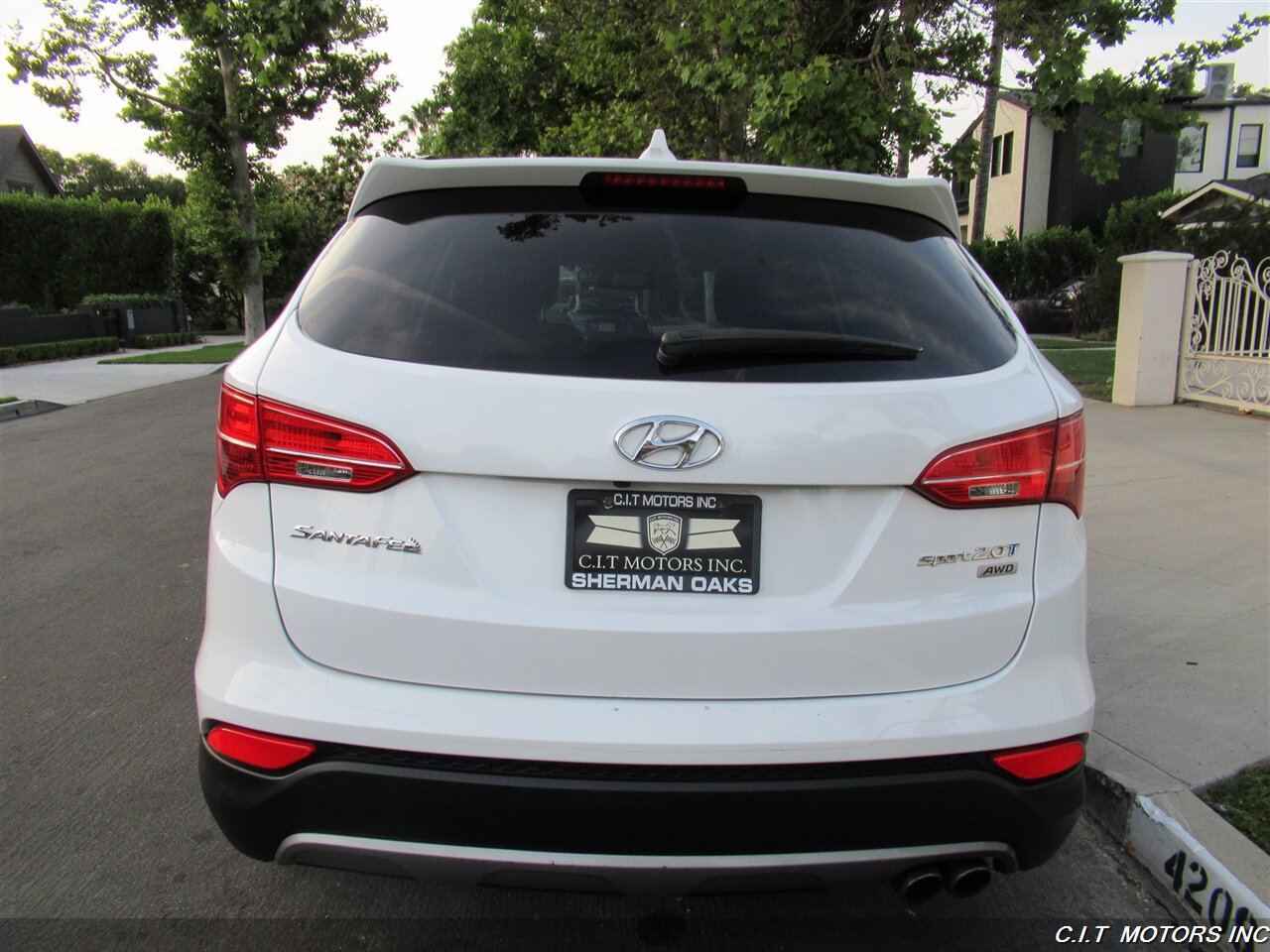 2013 Hyundai SANTA FE Sport 2.0T   - Photo 8 - Sherman Oaks, CA 91423