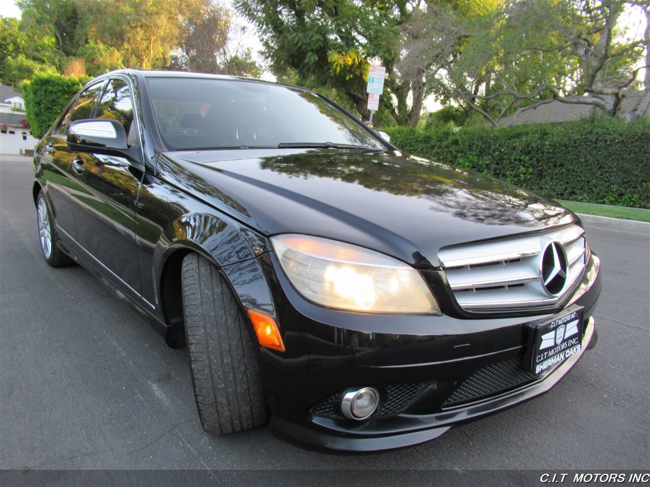 2009 Mercedes-Benz 4D   - Photo 32 - Sherman Oaks, CA 91423