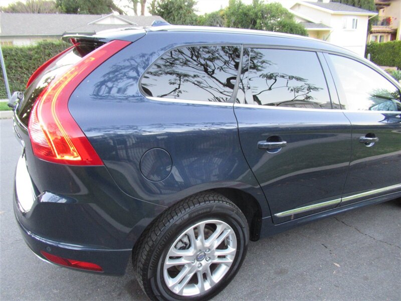 2014 Volvo XC60 3.2 Premier   - Photo 37 - Sherman Oaks, CA 91423