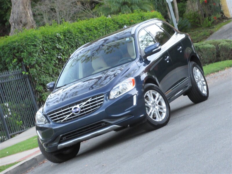 2014 Volvo XC60 3.2 Premier   - Photo 4 - Sherman Oaks, CA 91423