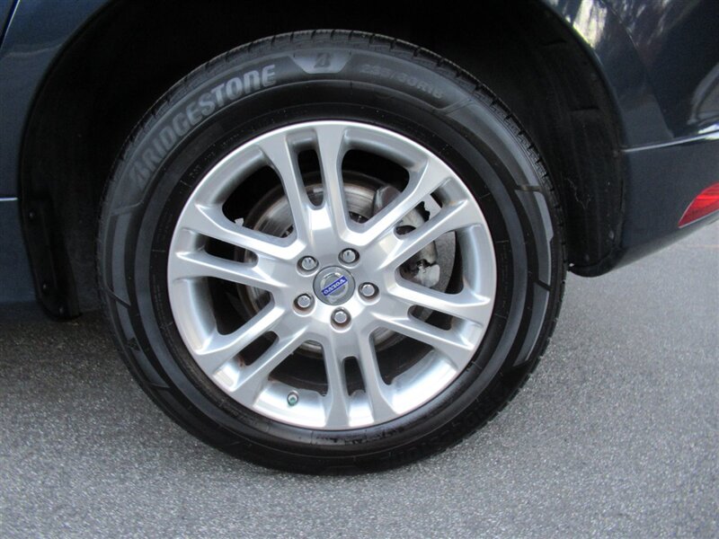 2014 Volvo XC60 3.2 Premier   - Photo 42 - Sherman Oaks, CA 91423