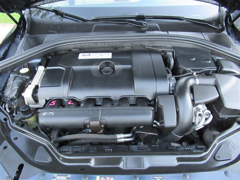 2014 Volvo XC60 3.2 Premier   - Photo 41 - Sherman Oaks, CA 91423