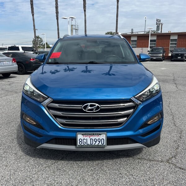 2018 Hyundai TUCSON Value   - Photo 2 - Sherman Oaks, CA 91423