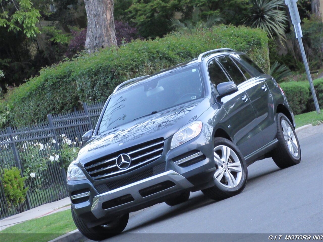 2012 Mercedes-Benz ML 350   - Photo 1 - Sherman Oaks, CA 91423