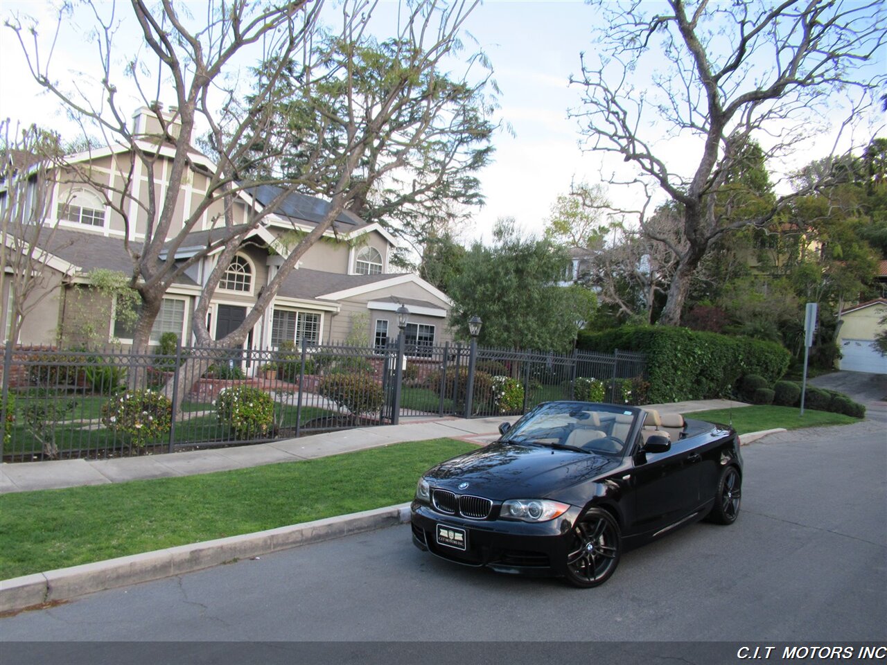 2011 BMW 135i   - Photo 3 - Sherman Oaks, CA 91423