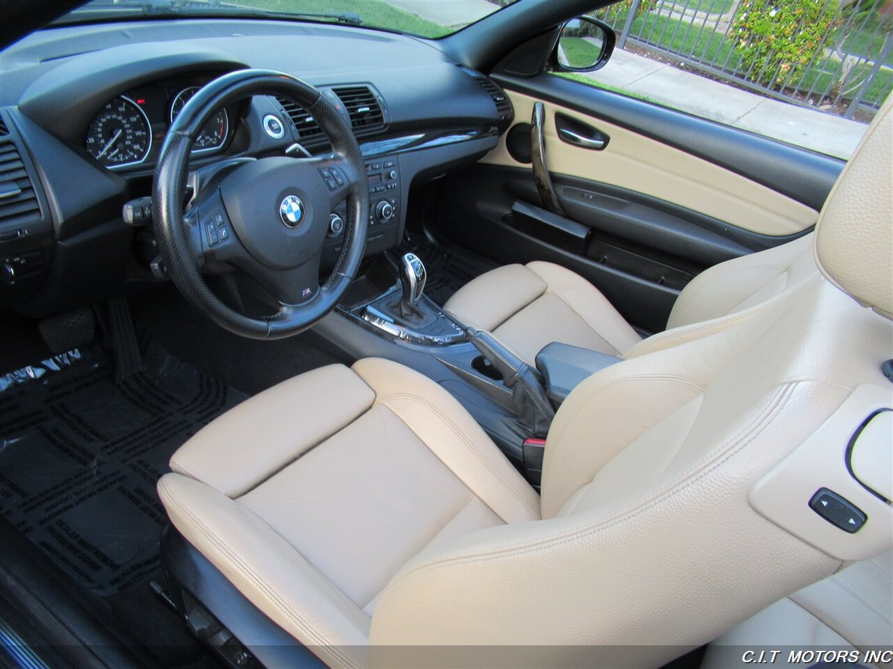 2011 BMW 135i   - Photo 14 - Sherman Oaks, CA 91423