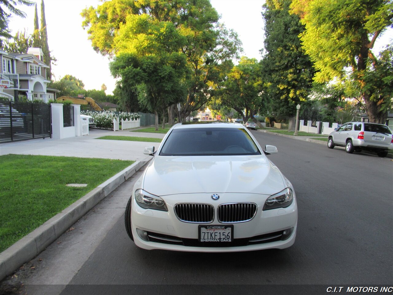 2013 BMW 528i   - Photo 3 - Sherman Oaks, CA 91423