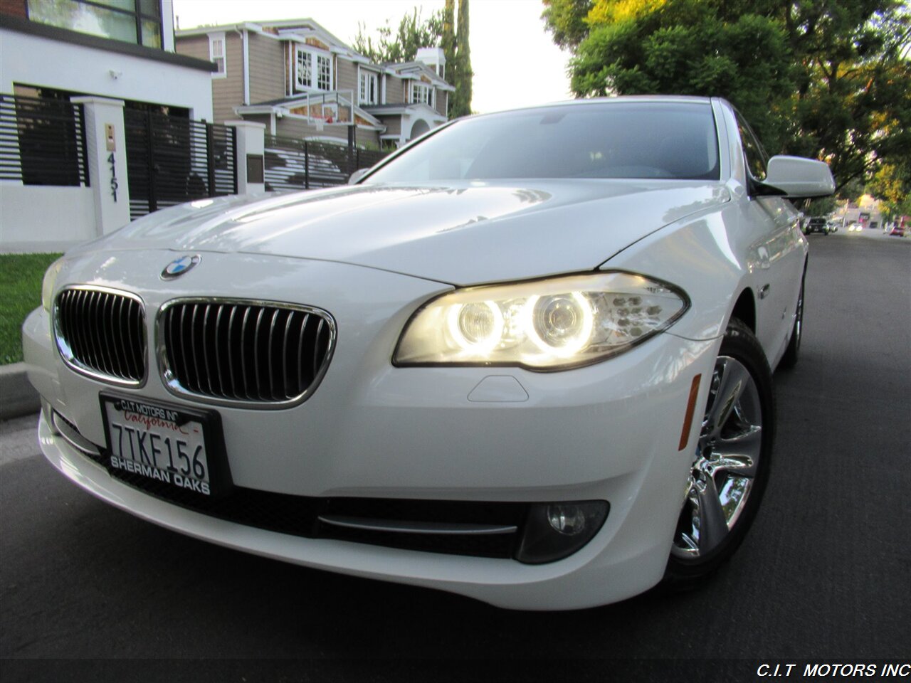 2013 BMW 528i   - Photo 37 - Sherman Oaks, CA 91423
