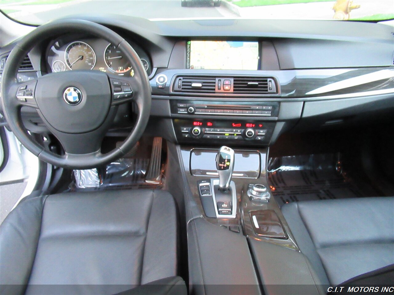 2013 BMW 528i   - Photo 22 - Sherman Oaks, CA 91423