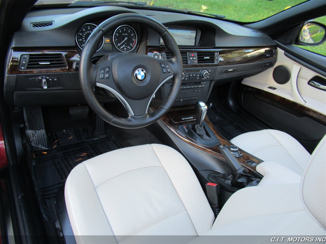 2013 BMW 328i   - Photo 17 - Sherman Oaks, CA 91423