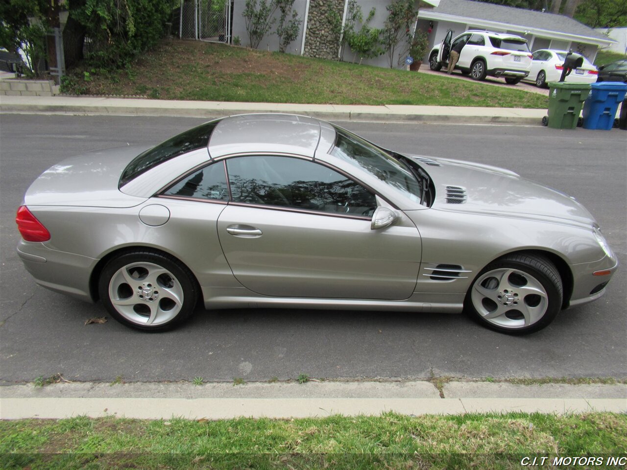 2005 Mercedes-Benz SL 500   - Photo 35 - Sherman Oaks, CA 91423
