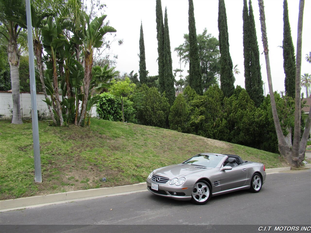 2005 Mercedes-Benz SL 500   - Photo 2 - Sherman Oaks, CA 91423